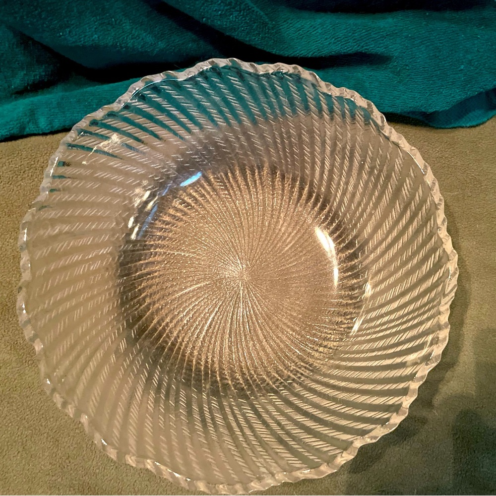 Vintage 9.5 Inch Crystal Serving Bowl